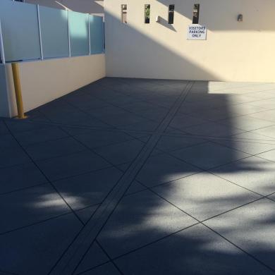 Durable and appealing concrete parking solutions. Withstand traffic and weather, customize aesthetics.